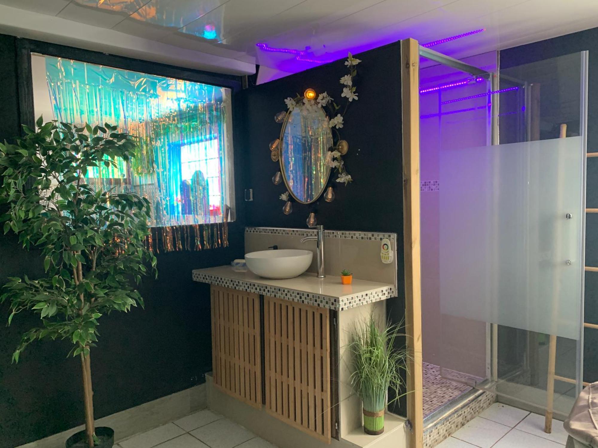 Suite Romantique Jacuzzi Gagny Exterior foto