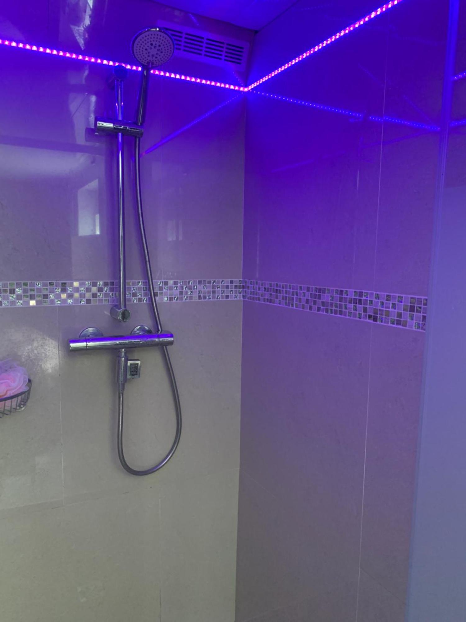 Suite Romantique Jacuzzi Gagny Exterior foto